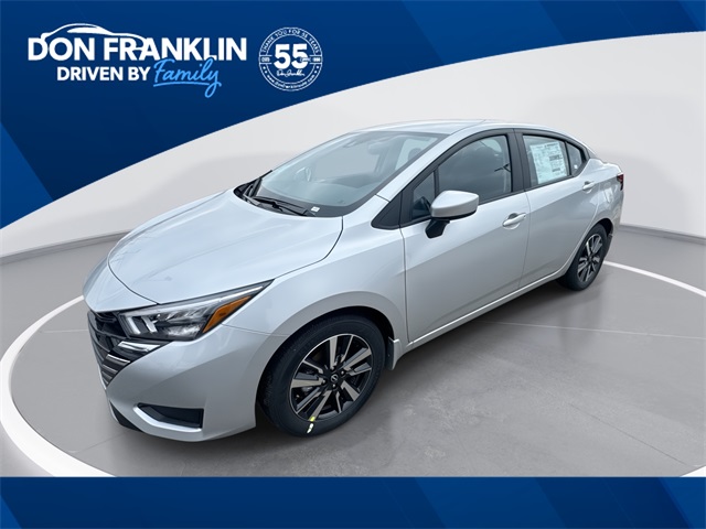 2025 Nissan Versa SV's photo