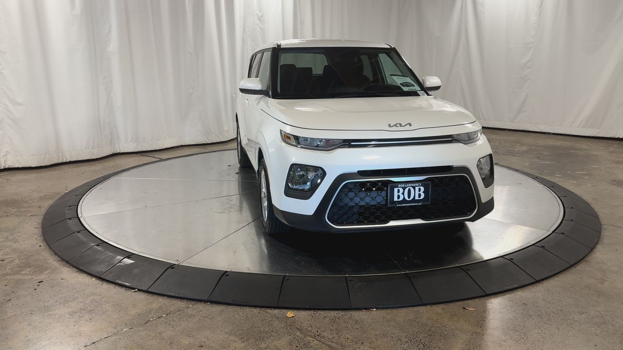 2022 Kia Soul LX photo 4