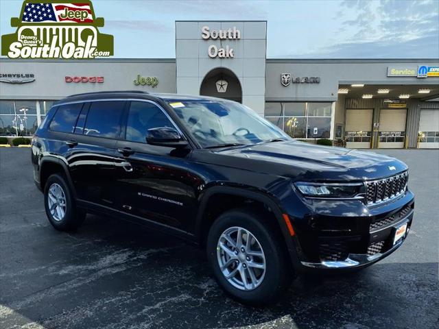 2025 Jeep Grand Cherokee L Laredo's photo