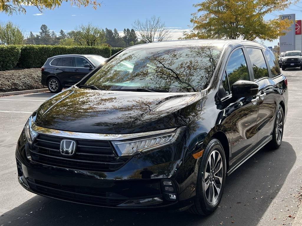 2024 Honda Odyssey EX-L photo 2