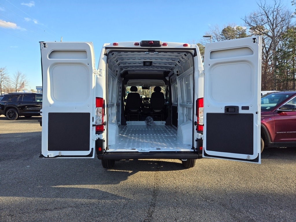 2025 Ram ProMaster 2500 photo 4