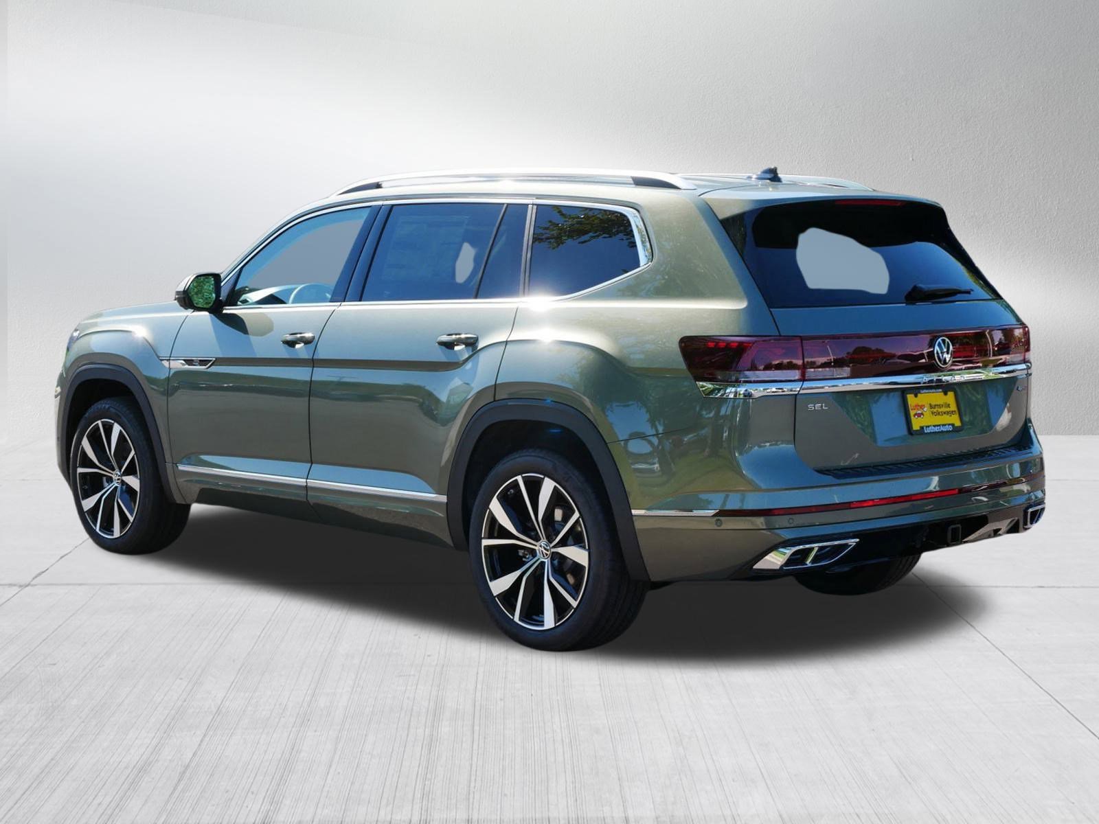 2026 Volkswagen Atlas SEL Premium R-Line photo 3