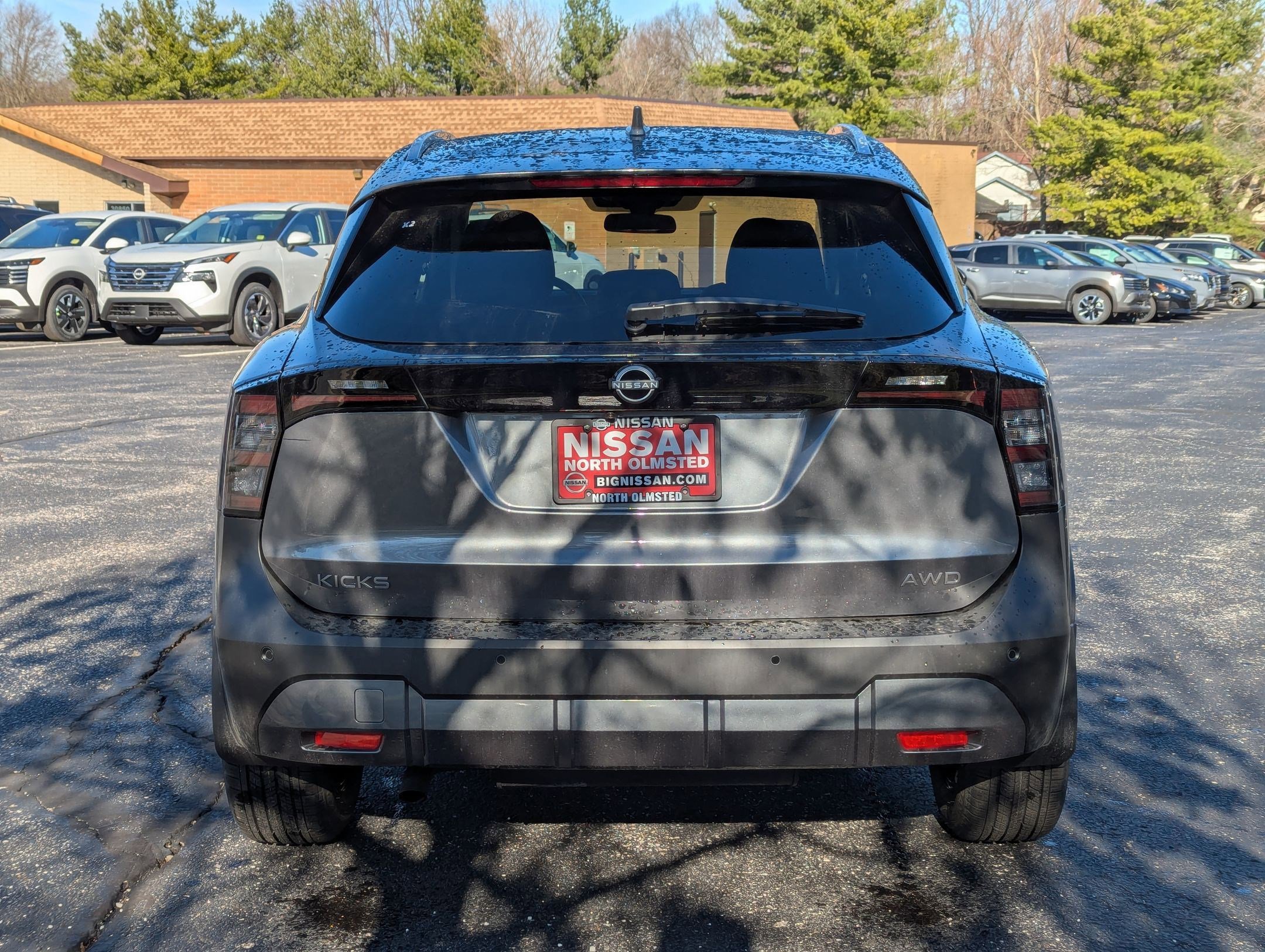 2025 Nissan Kicks SV photo 8