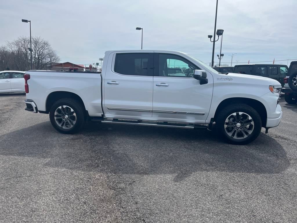 2024 Chevrolet Silverado 1500 High Country photo 6