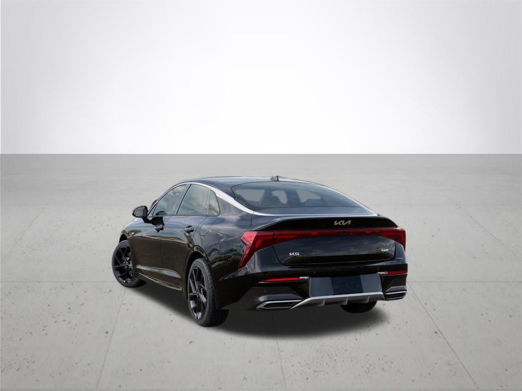 2026 Kia K5 GT-Line photo 3