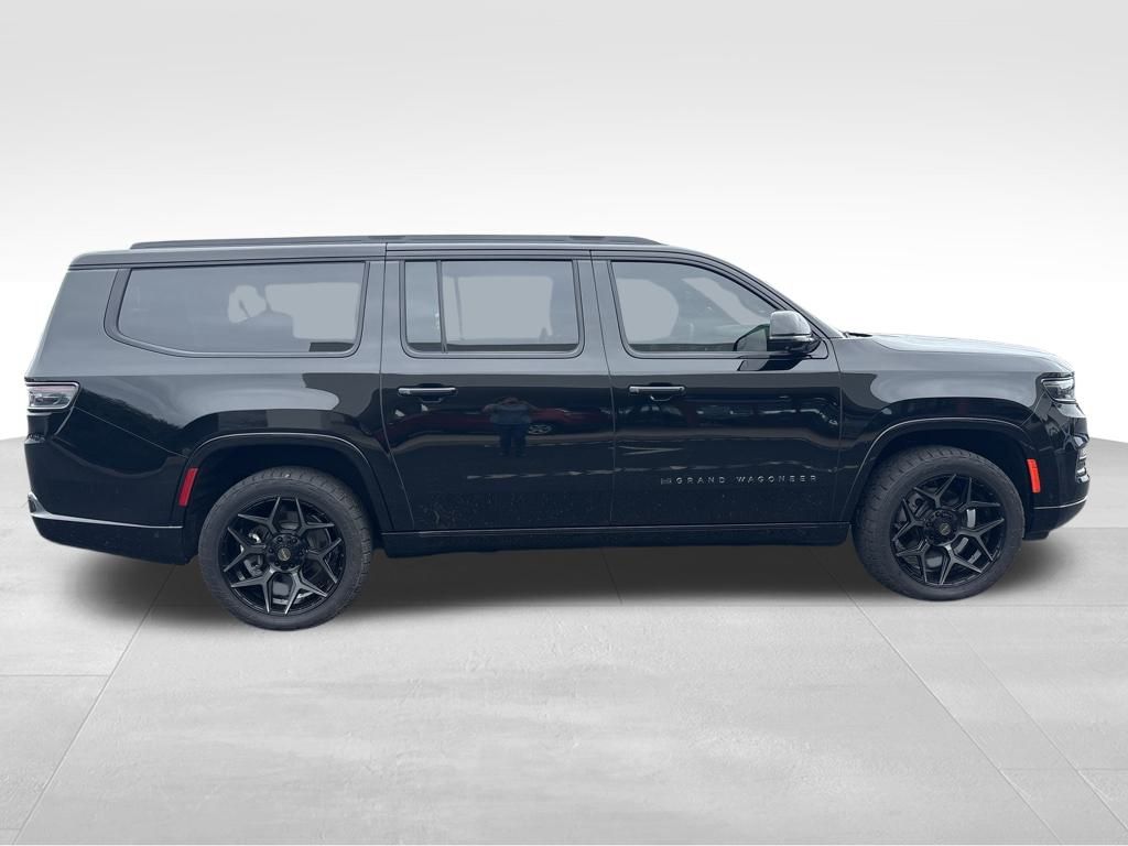 2024 Jeep Grand Wagoneer L III photo 2