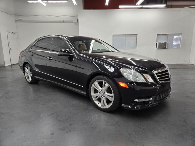 2013 Mercedes Benz E 350 photo 4