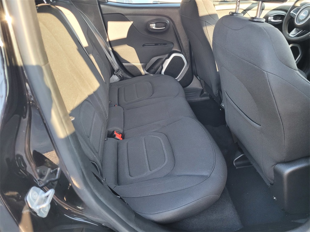2019 Jeep Renegade Latitude North Edition photo 14