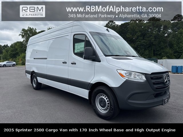 2025 Mercedes-Benz Sprinter Cargo Van Base's photo