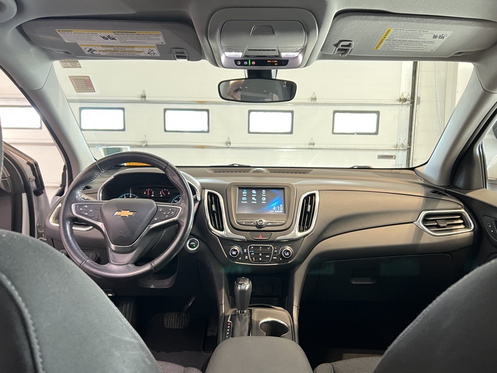 2018 Chevrolet Equinox LT photo 13