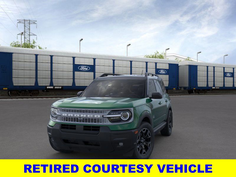 2025 Ford Bronco Sport Outer Banks photo 2