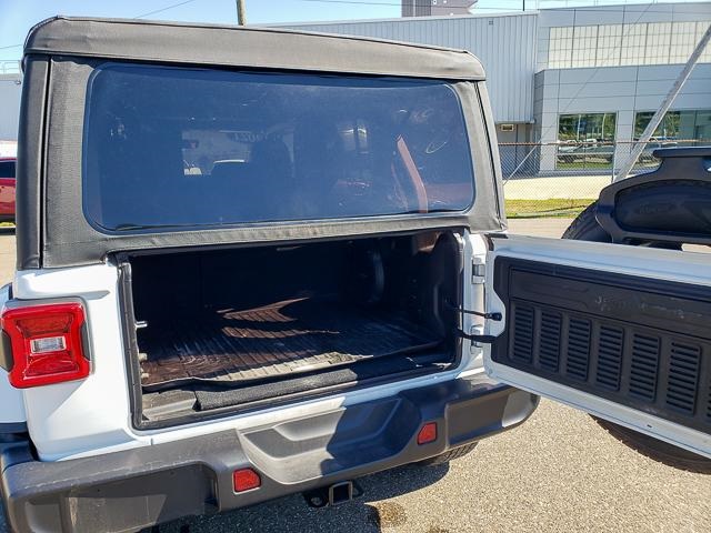 2021 Jeep Wrangler Unlimited Sahara photo 23