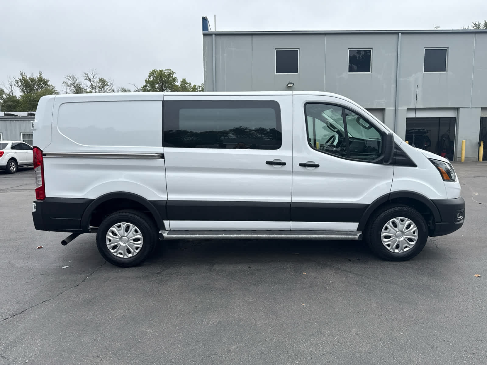 2023 Ford Transit Cargo Van photo 2