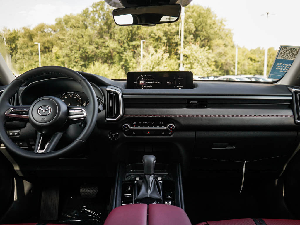 2025 Mazda CX-50 Premium photo 15