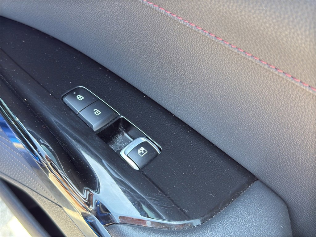 2023 Kia K5 GT photo 23