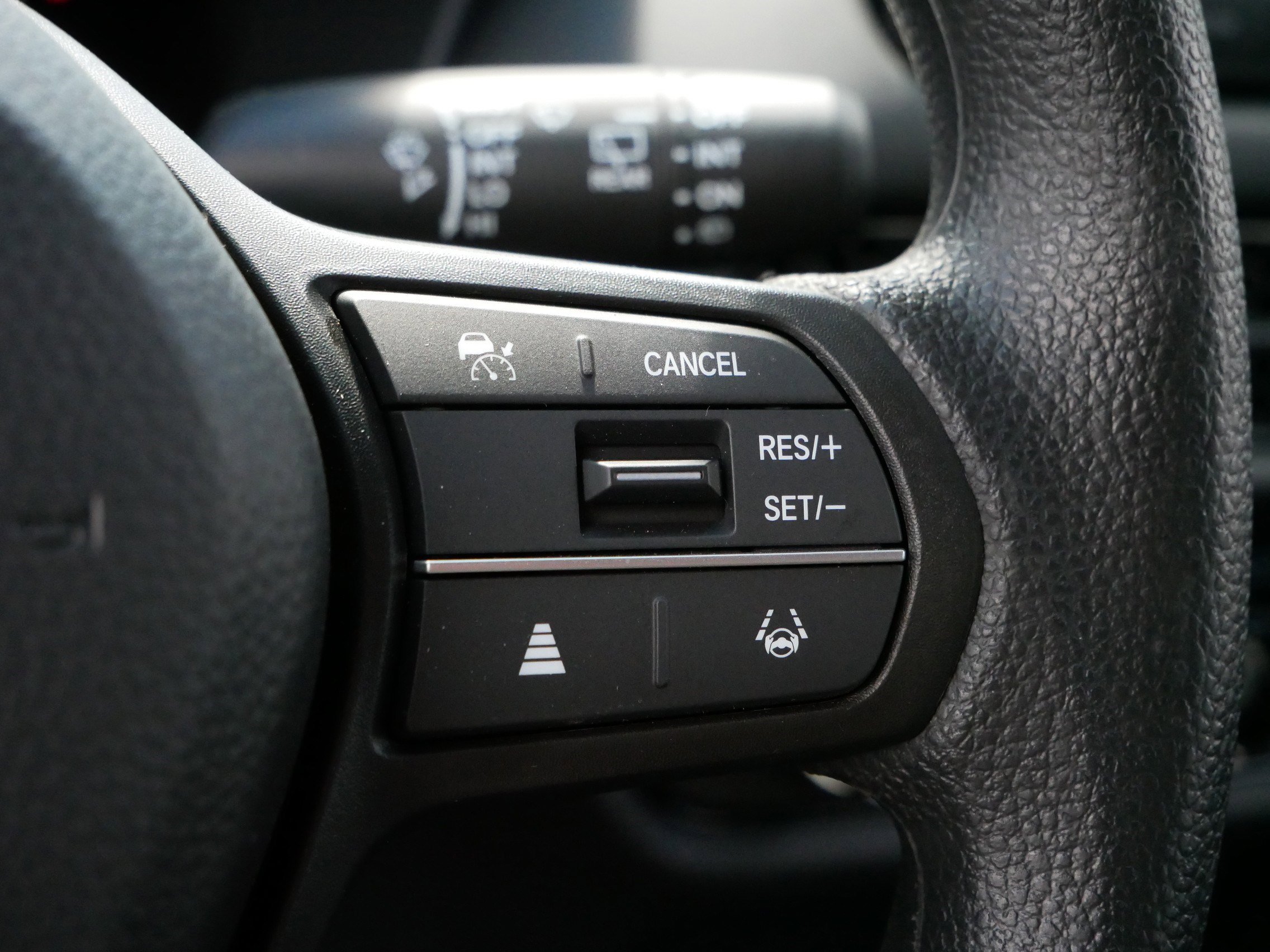 2025 Honda HR-V LX photo 22