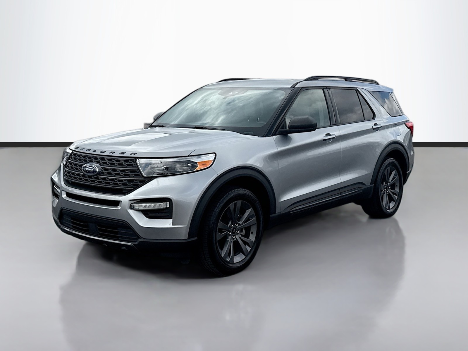 2021 Ford Explorer XLT's photo