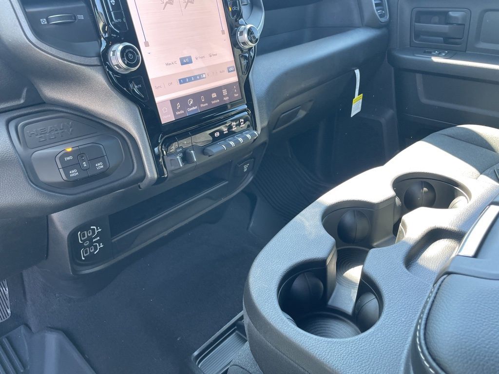 2026 Ram 3500 Tradesman photo 28