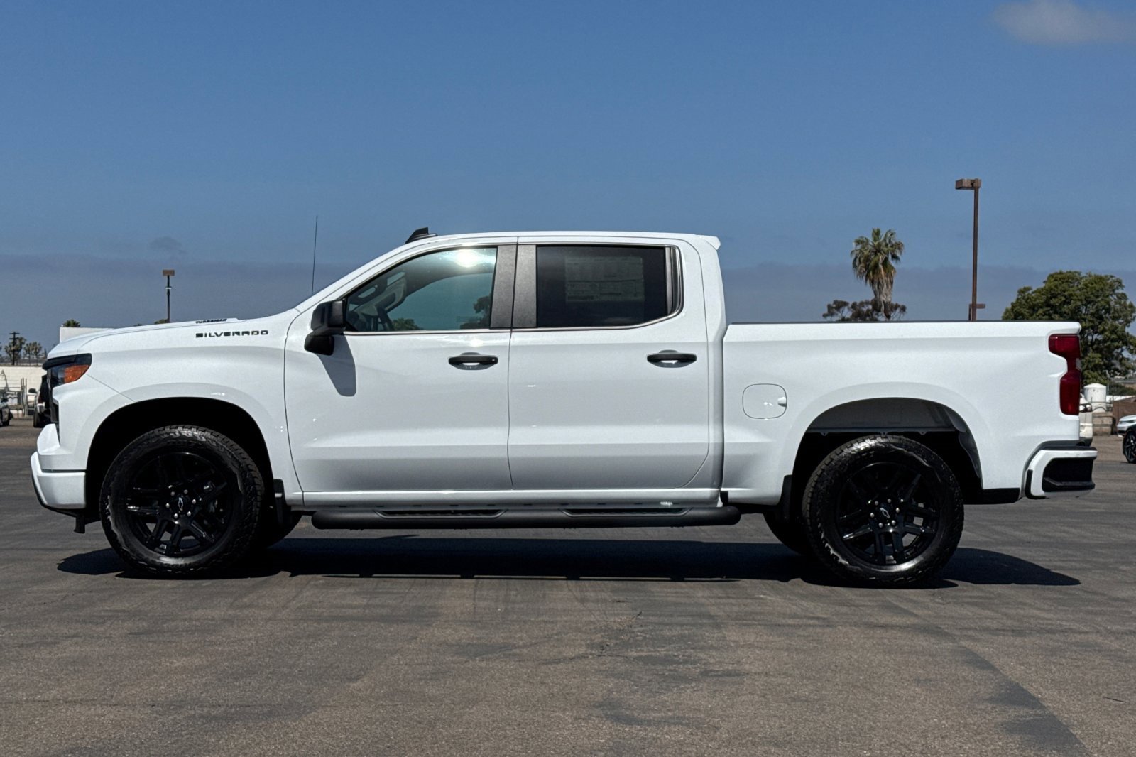 2025 Chevrolet Silverado 1500 Custom photo 7