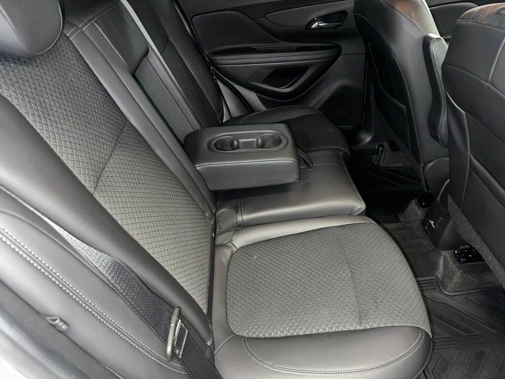 2022 Buick Encore Preferred photo 7