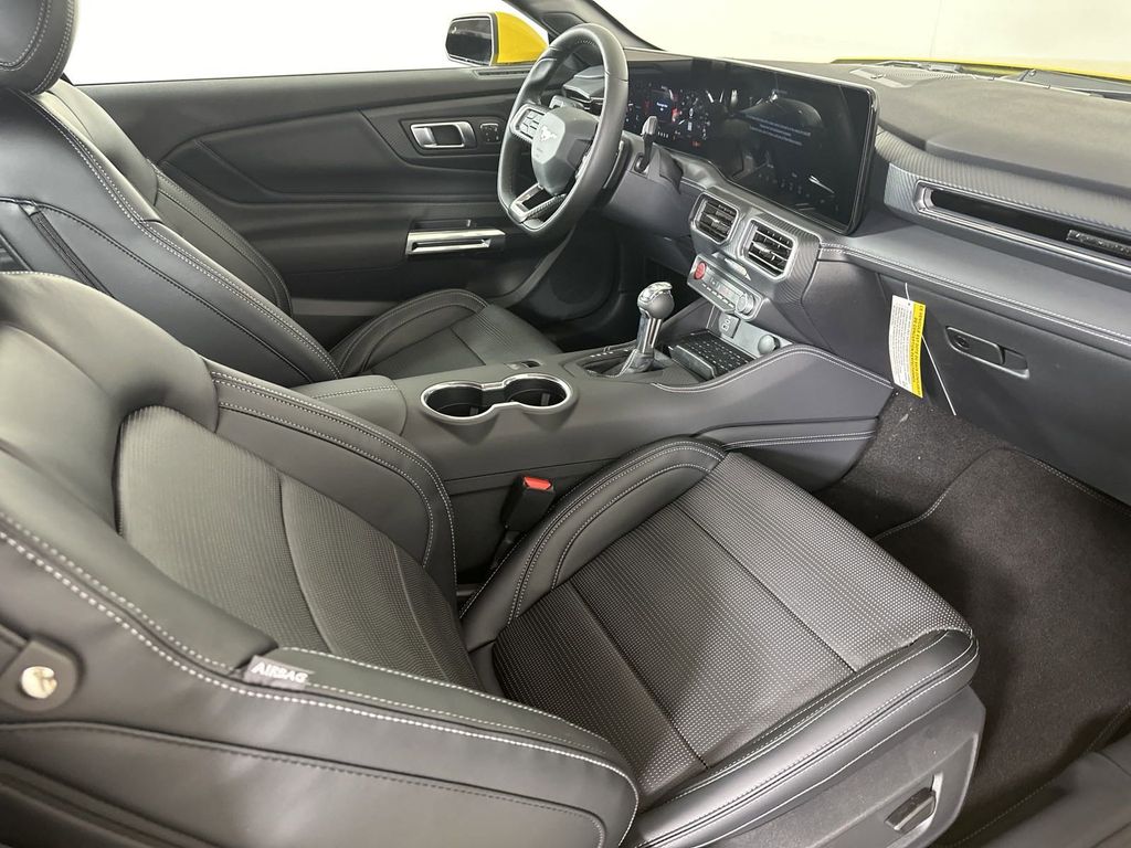 2024 Ford Mustang GT Premium photo 12