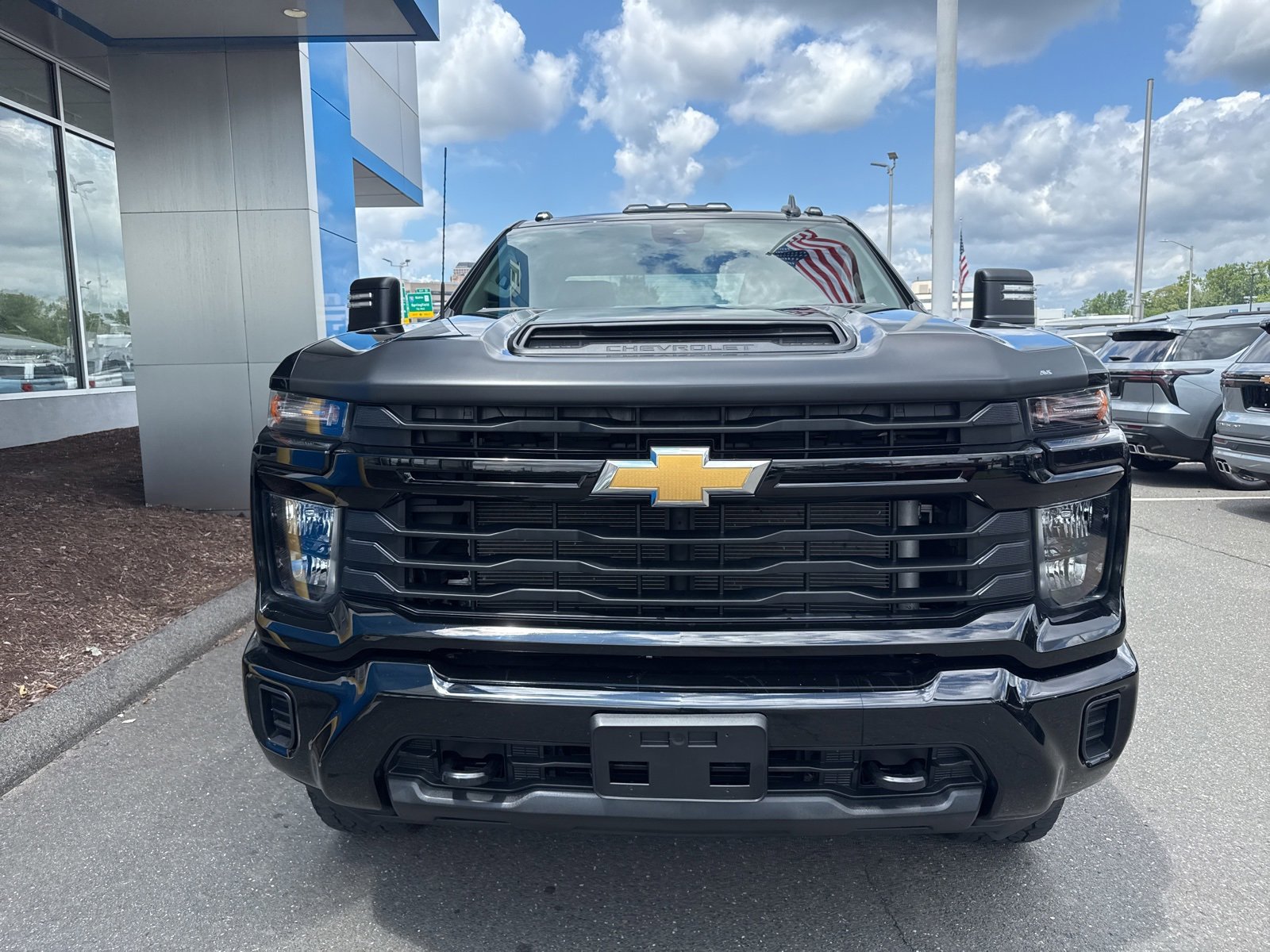 2024 Chevrolet Silverado 2500HD Custom photo 3