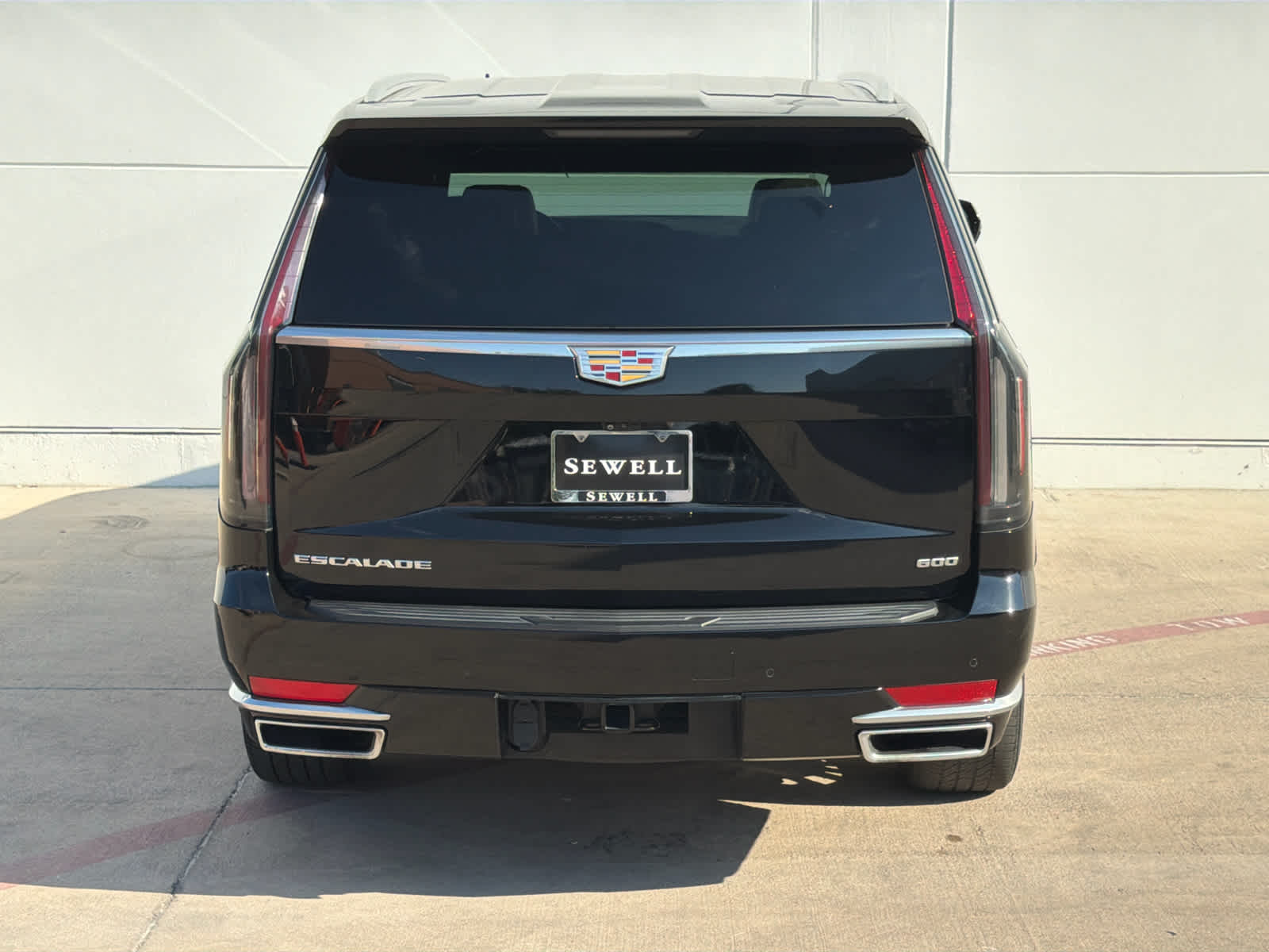 2021 Cadillac Escalade Premium Luxury photo 4