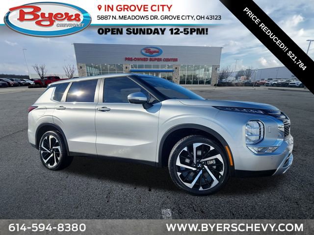 2024 Mitsubishi Outlander SE's photo