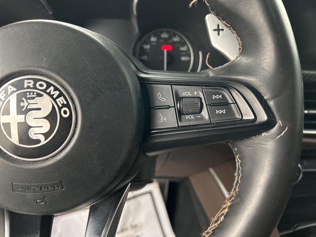 2020 Alfa Romeo Stelvio Ti Sport photo 11