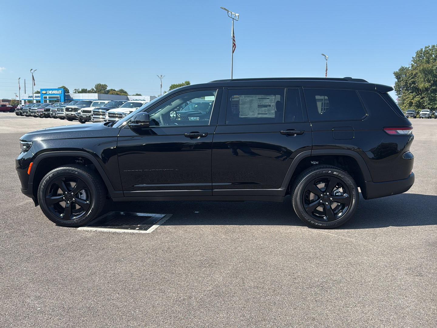 2025 Jeep Grand Cherokee Altitude X photo 3