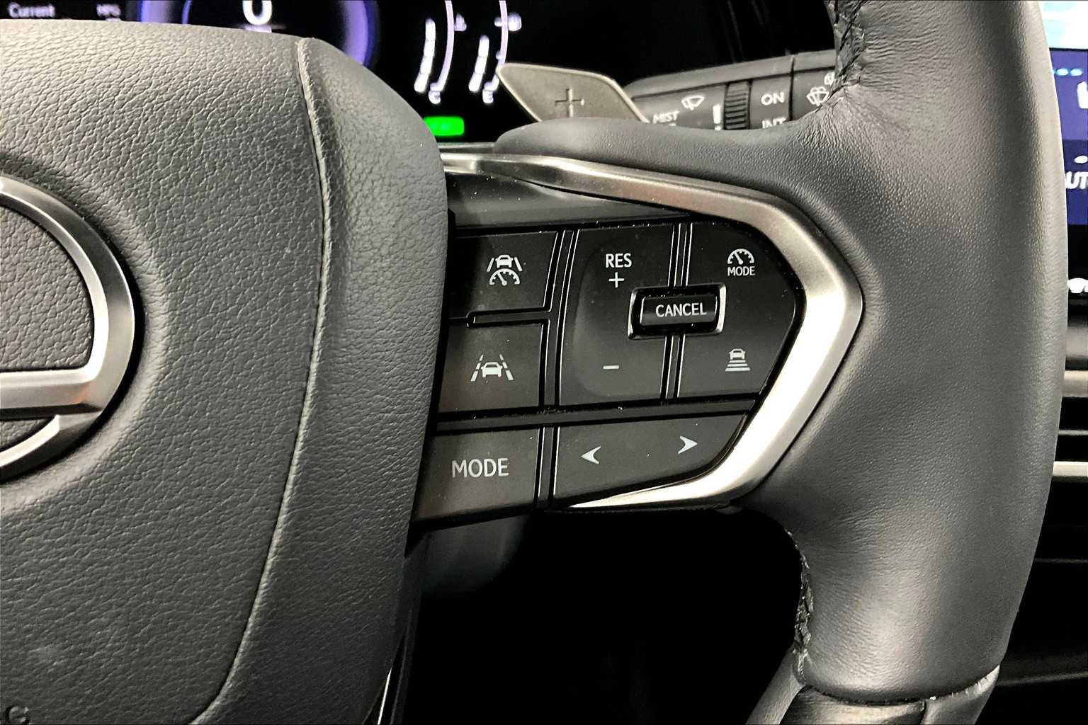 2024 Lexus RX Premium AWD photo 22