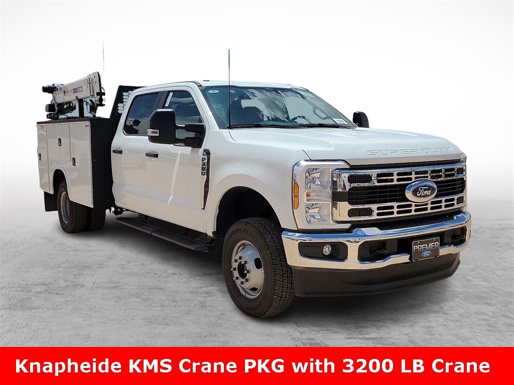 2024 Ford F-350 Super Duty Chassis Cab XL's photo