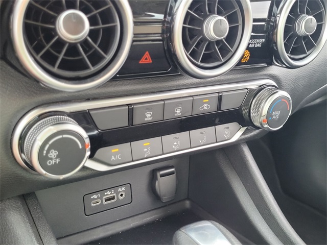 2023 Nissan Sentra SV photo 18