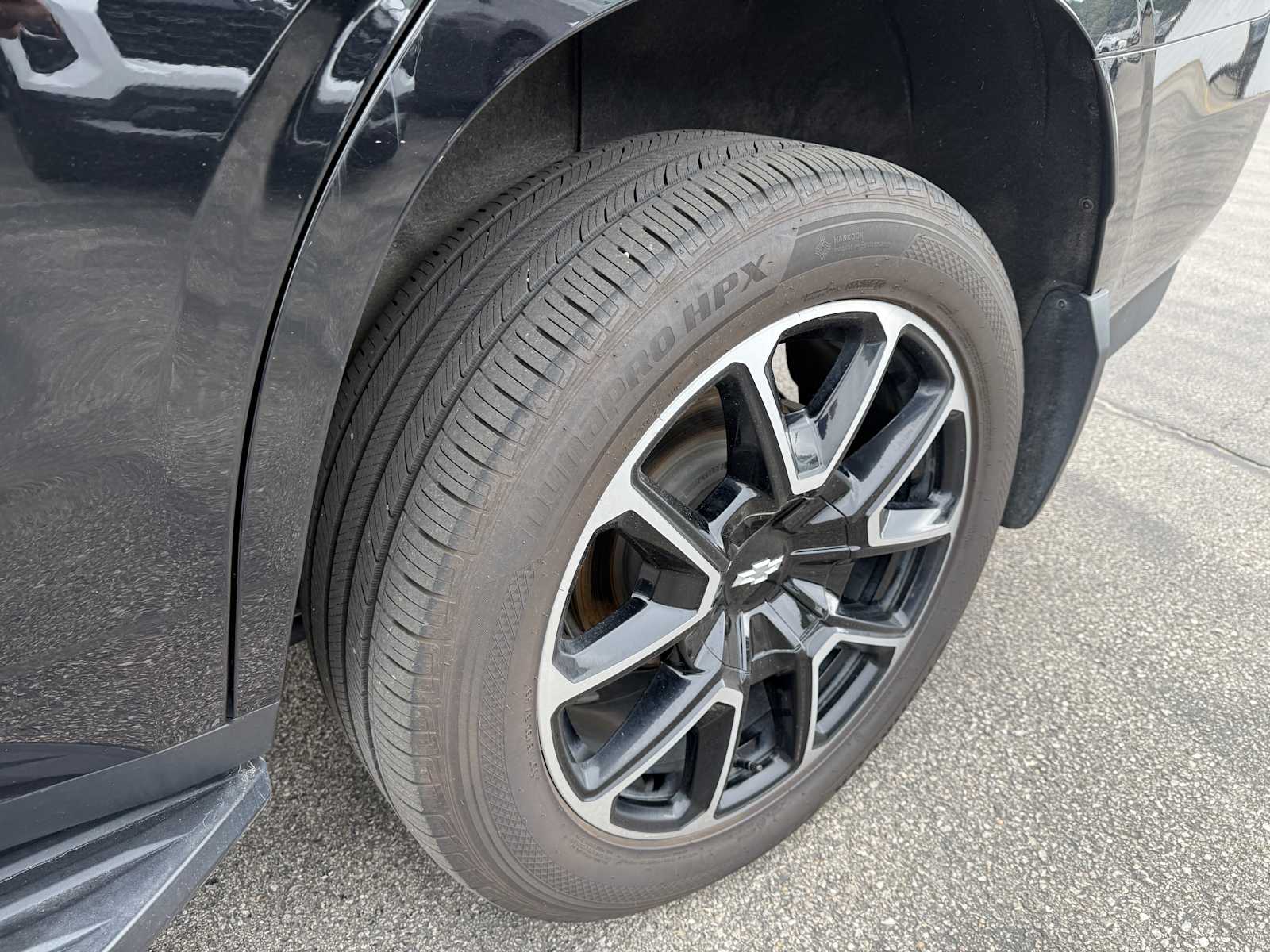 2022 Chevrolet Tahoe RST photo 8