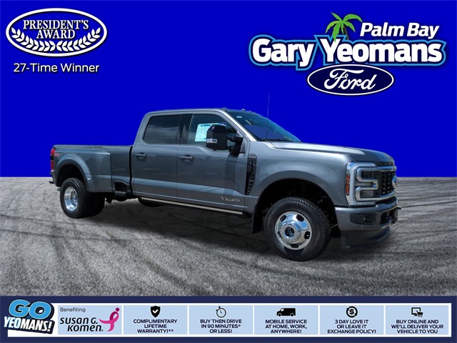 2025 Ford F-350 Super Duty Platinum's photo