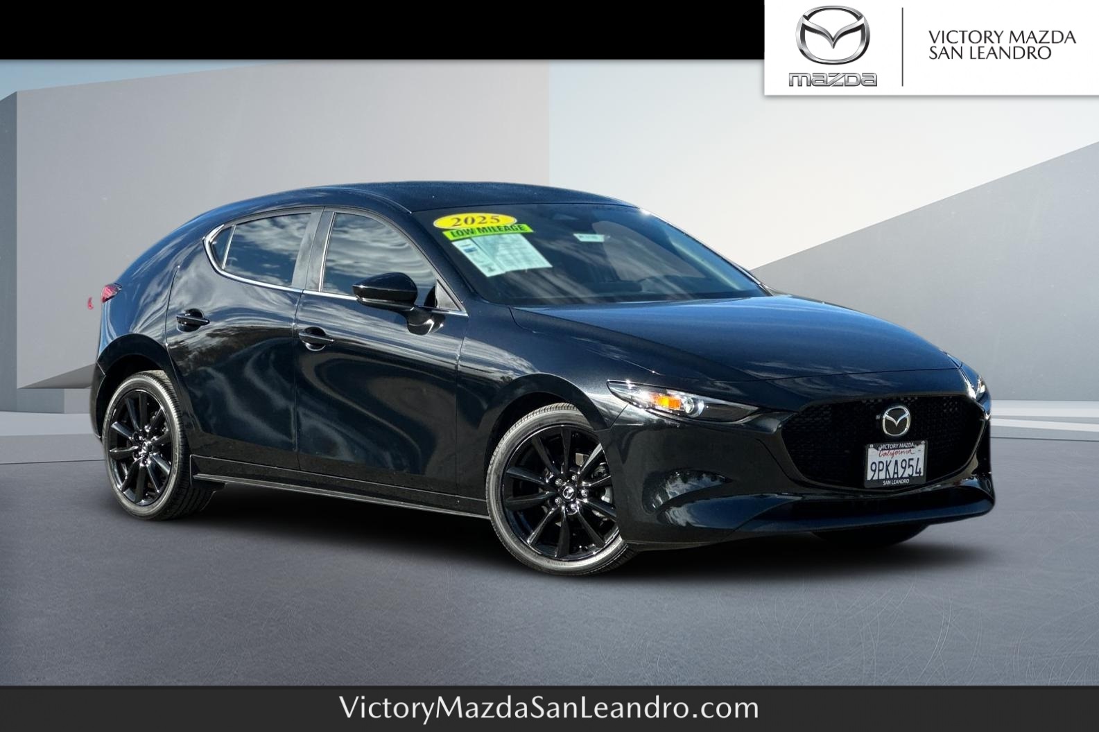 2025 Mazda Mazda3 Select Sport's photo