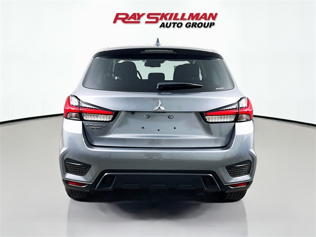 2024 Mitsubishi Outlander Sport ES photo 3