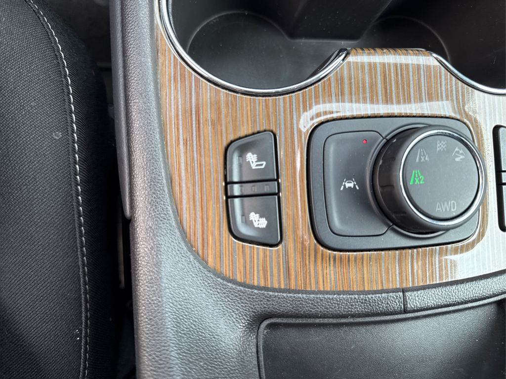 2023 Gmc Acadia SLE photo 29