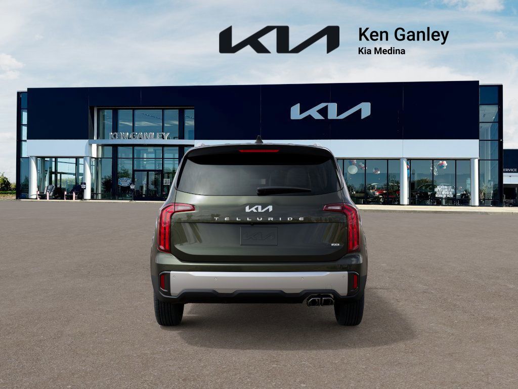 2025 Kia Telluride S photo 3