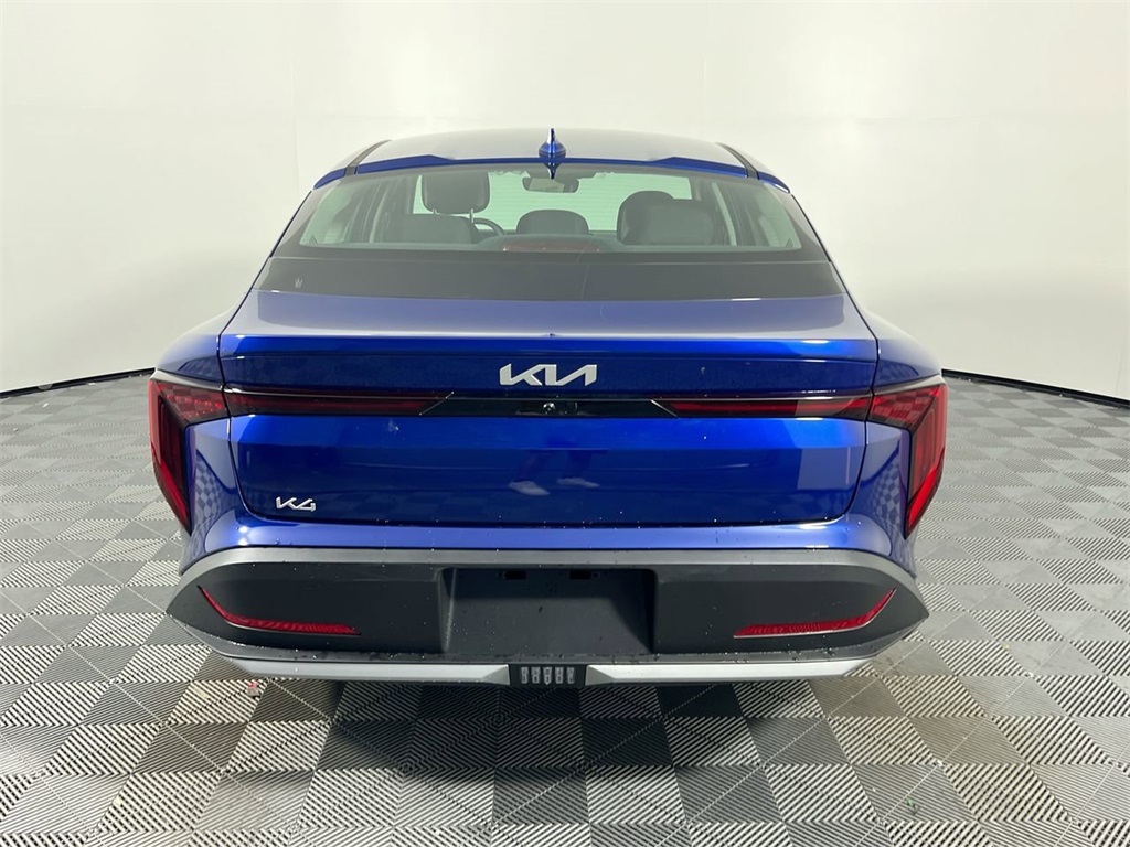 2025 Kia K4 LXS photo 4