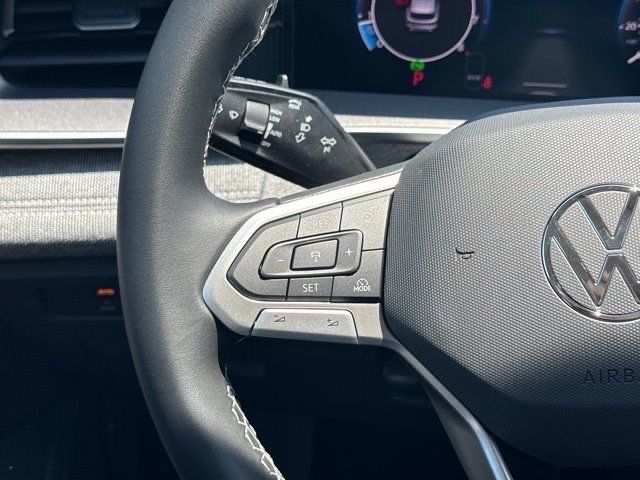 2025 Volkswagen Tiguan S photo 14