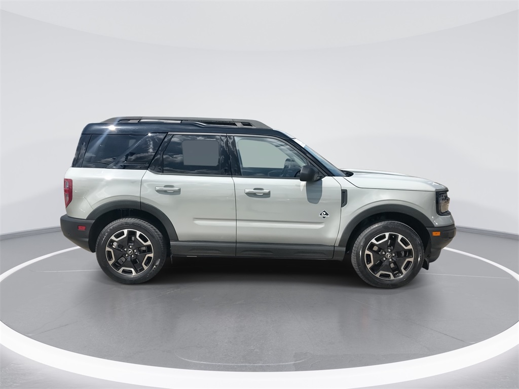 2022 Ford Bronco Sport Outer Banks photo 5