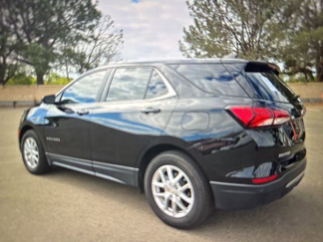 2024 Chevrolet Equinox LT photo 3
