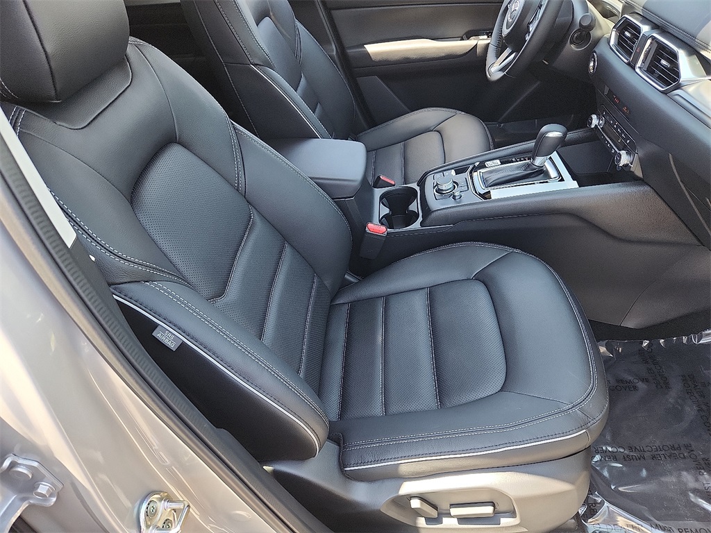 2025 Mazda CX-5 2.5 S Preferred photo 12