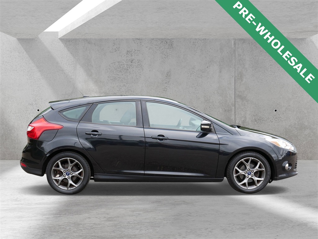 2013 Ford Focus SE photo 2