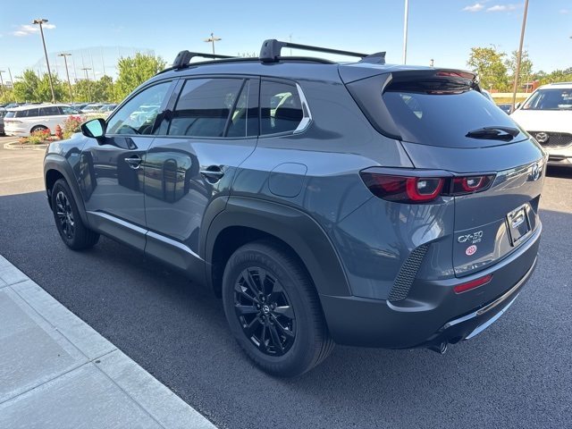 2025 Mazda CX-50 Premium photo 2