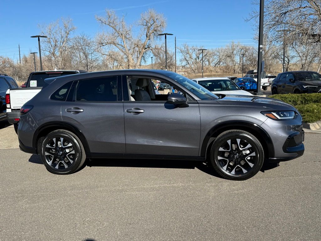 2026 Honda HR-V EX-L photo 3