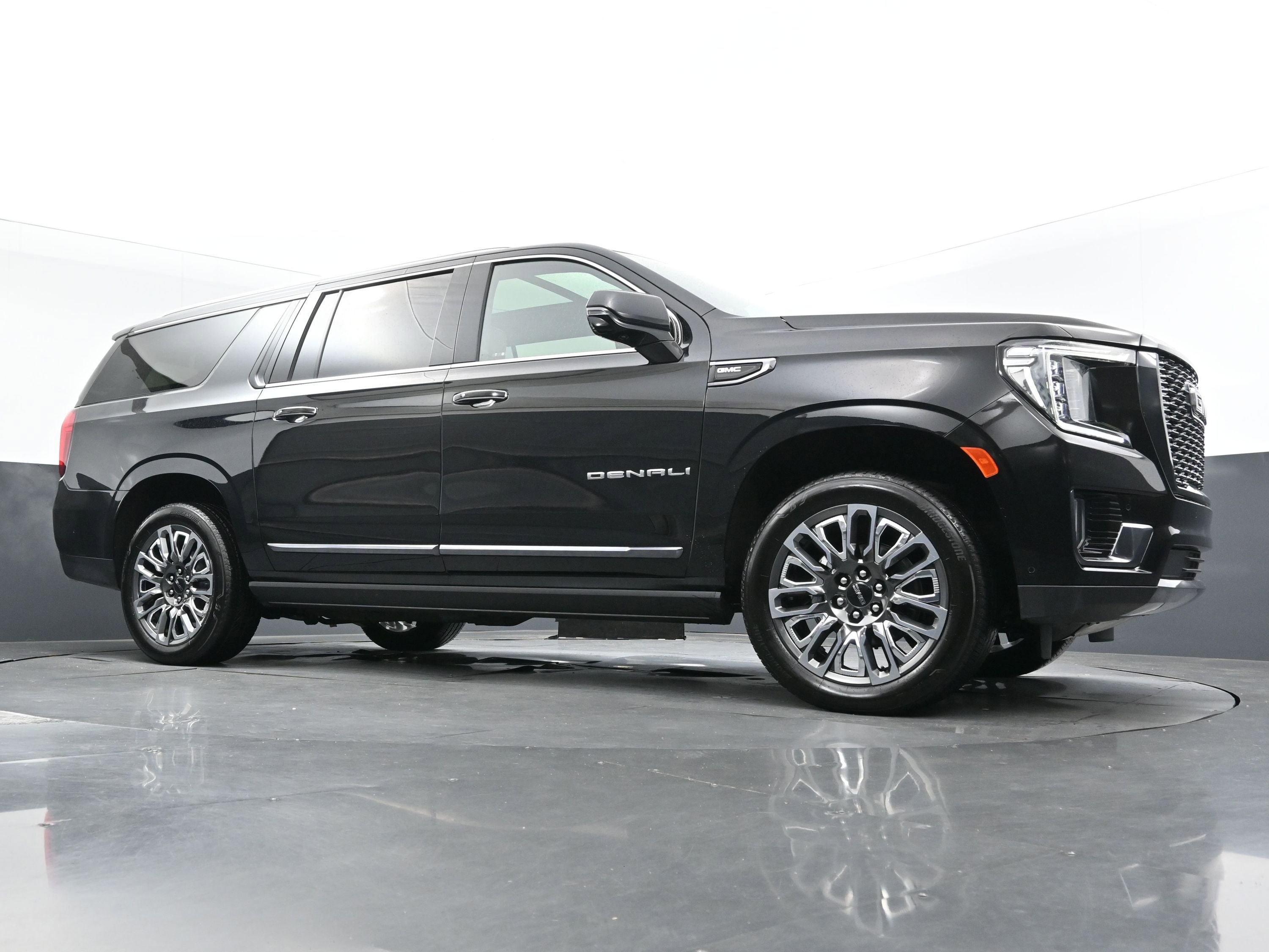 2024 Gmc Yukon XL Denali Ultimate photo 15