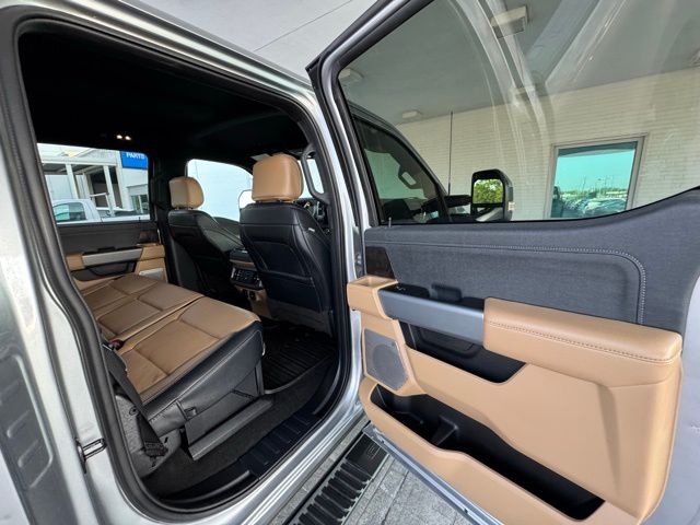 2023 Ford F-250 photo 20