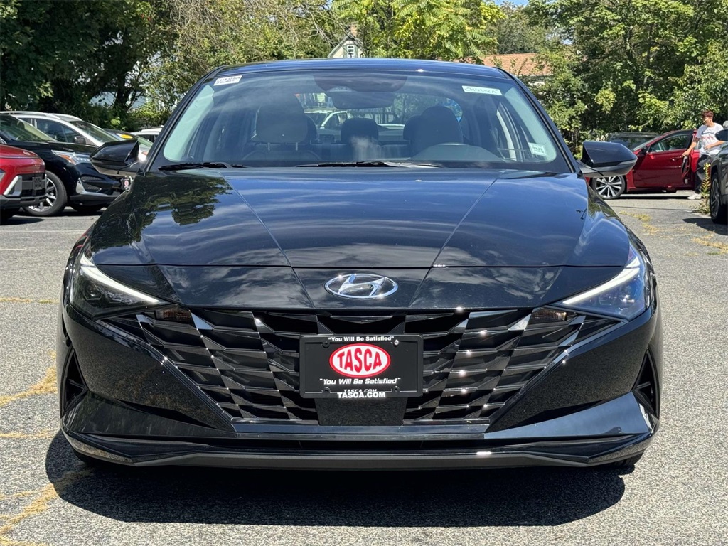 2023 Hyundai Elantra Limited photo 2